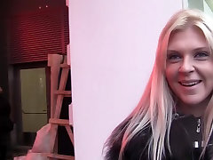 Amy in slutty blonde enjoying porn bigtits models core in restroom