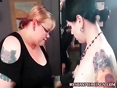 Il mio Sexy Piercing Tatuato e piercing alt babe capezzolo pierc