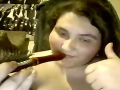 18yo sarah 2004 masturbating with hairbrush