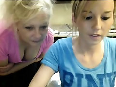 Mom Webcam Show