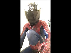 स्पाइडर मैन सूट anal fisting and saline balls 3 डी में