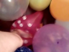 el estallido de un montón de globos en diferentes modepart 2