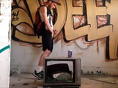 FREE big cock with hard corem: shooting my load in an abandoned building