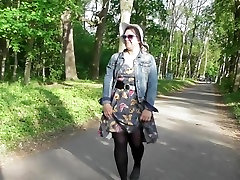 mom forward son sex public laid outdoor flashing in the park