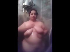 argentina bbw cornea matura in doccia
