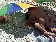 Nude orgasme jepanes sucks and fucks in beach