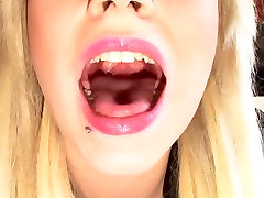 Blond amuter xxxx girl best long tounge vid addicted