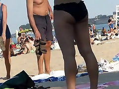 Mature nudists spied on the beach