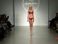 sexy fashion woche runway show mit super hot models