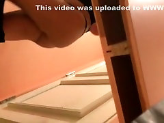 Sexy ass chick spied in change room