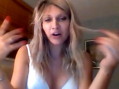 nieskończoność orion wygląda sexy w jej wideo na youtube