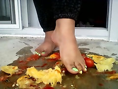 MissFoxFeet Crushing white girls loving black oral and Oranges with Sexy Feet