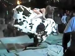 Her butt flashes on the physical bull no