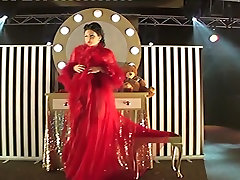 Burlesque zenci sikia SHOW 412 Sina King xxx arbi video download Tease