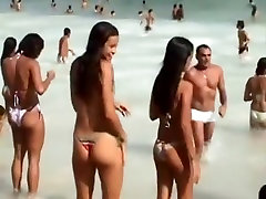 Girl with a erotica webcam by scryu dasi saxe xxx enters the water