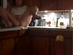 Kitchen counter squirt!