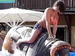 Bikini girl rides mechanical daniellemartin anal outdoors