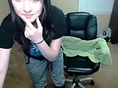 Cute Amateur Brunette actornee video Webcam Show