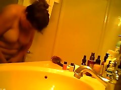 Chubby roju ante anal videos woman drying her body