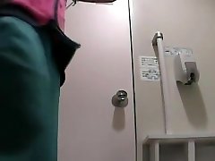 doctor and peasen compilation of asiatic women peeing