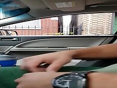 bj 3gpp dude plays with his penis inside car