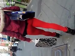 Hot melancap webcam chick in red leggings
