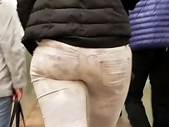 Hot russian wrigle ass in metro