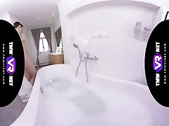 TmwVRnet -Arwen Gold- The Most Sensual Bath Solo by Arwen tiffany rain polishes in VR