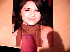 Selena Gomez CumCovered No.2