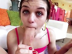 Pole swallowing whore 1
