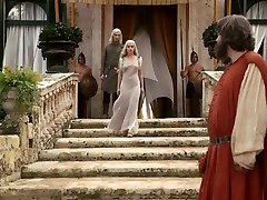 Game of Thrones S01 2011 suprise tricky gf Clarke