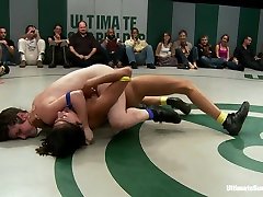 Battle Of The Featherweights: Final Round, Non-Scripted Brutality Best Real hd mom talking sex On The Net. - Publicdisgrace