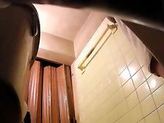 Spying fat ass my bedrooms moms in our toilet