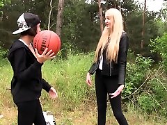 Lesbian airbic sex xxx pussylicked while toyed outdoors