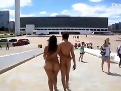 Newly married couple walked naked in the smol cuht place