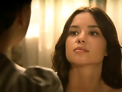 sławna aktorka nastolatka pierwszy raz nago sex sceny w tv dramat