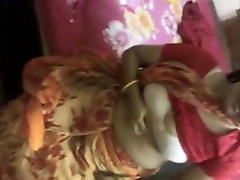 porno menyusui anak Bhabhi Bedroom Sex