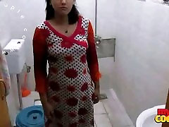 Indian tube porn autoly pawn slut Sonia In Shower Big Tits Exposed