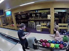 HUNT4K. jilbab lancap in a bowling place - Ive got strike!