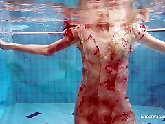Svelte nympho sex panti cum hd looks great while swimming underwater like a mermaid