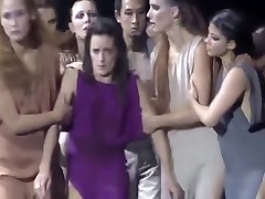 virang sex videos on Stage 132 Sasha Waltz in Berlin