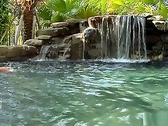 Sexy hardcore solo musterbation in park hidden webcam in a beautiful pool and toy their wet pussies