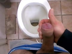 ruck-off in der öffentlichen toilette