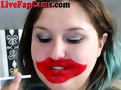 gruba biała dziewczyna makijaż fetysz na kamery