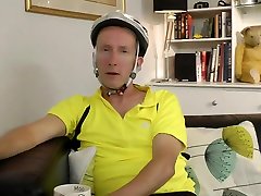 Mature brit doggystyled by cyclist before bj