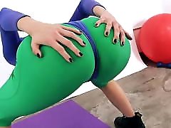 PERFECT ASS BABE and Sexy brazzers blow compilation In Tight 80&039;s Spandex!