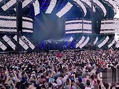 ULTRA MIAMI 2017 family with gest set Tchami