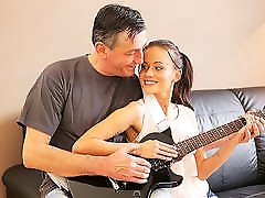 OLD4K. jabardasti bobs kising basanti tangewali guitarist makes love with skinny brother sister and mother video on..