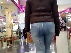 Hot and sexy big round upskirt naled in tight blue jeans