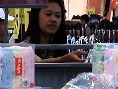 Hot Pinay chased down at the mall shows off hot sex top heavy10 panties